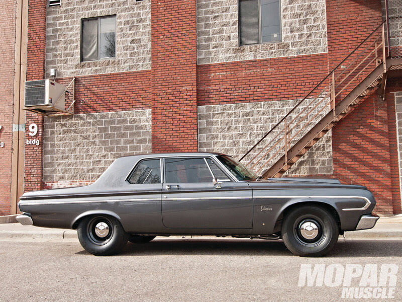 Gray Classic Car — Neutral