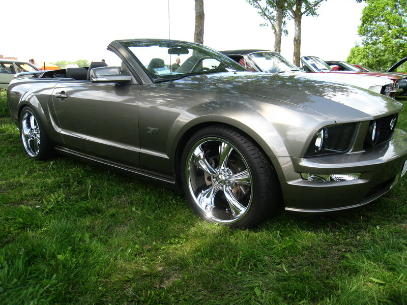 Gray Convertible Car — Green