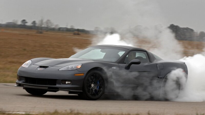 Gray Corvette Car — Dynamic, Photograph