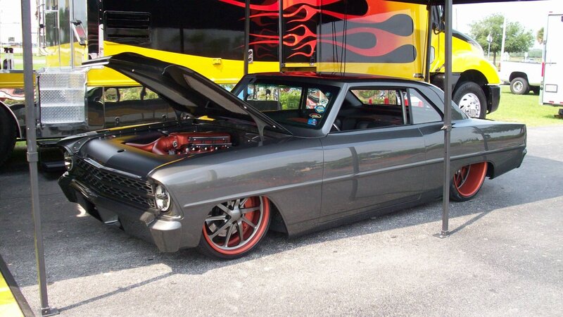 Gray Custom Car — Showcase