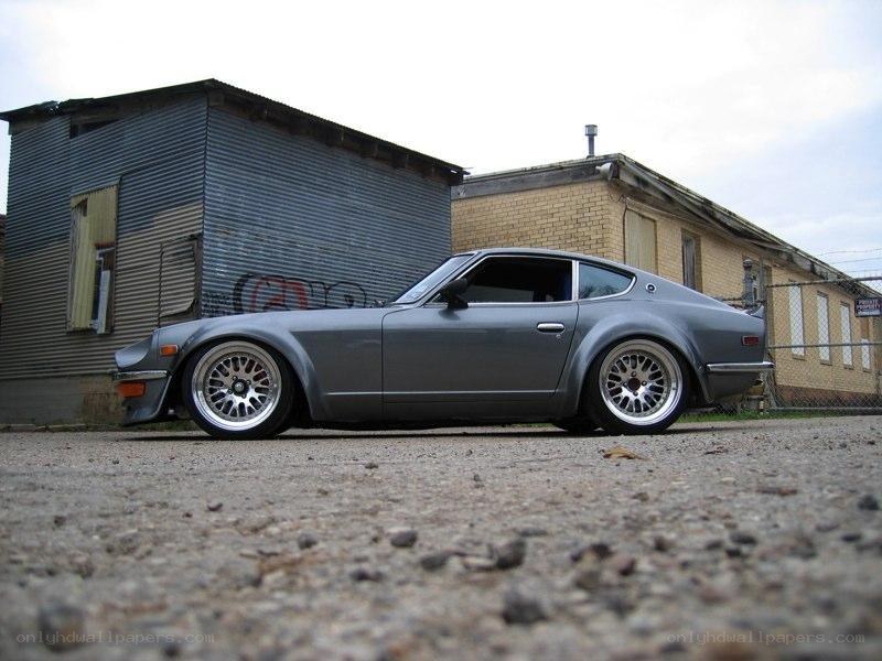 gray datsun 240z car
