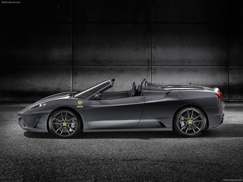 Gray Ferrari Spider