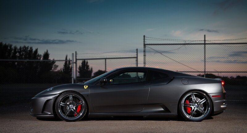 gray ferrari sports car