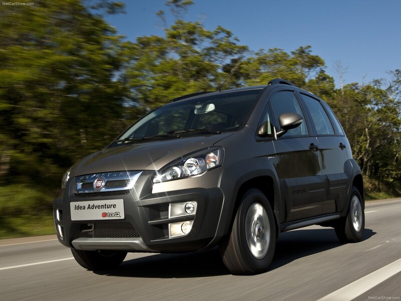 Gray Fiat Idea Adventure