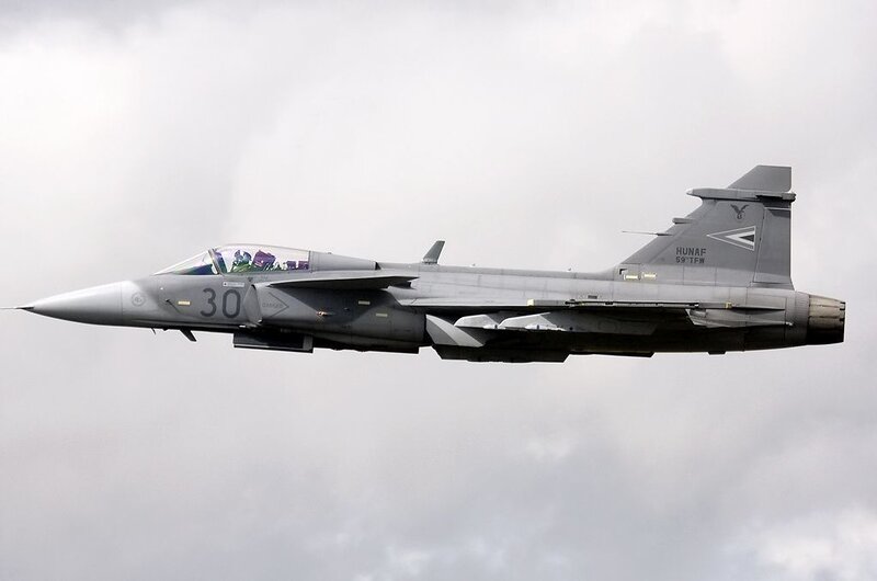 Gray Fighter Jet in Flight — Neutral