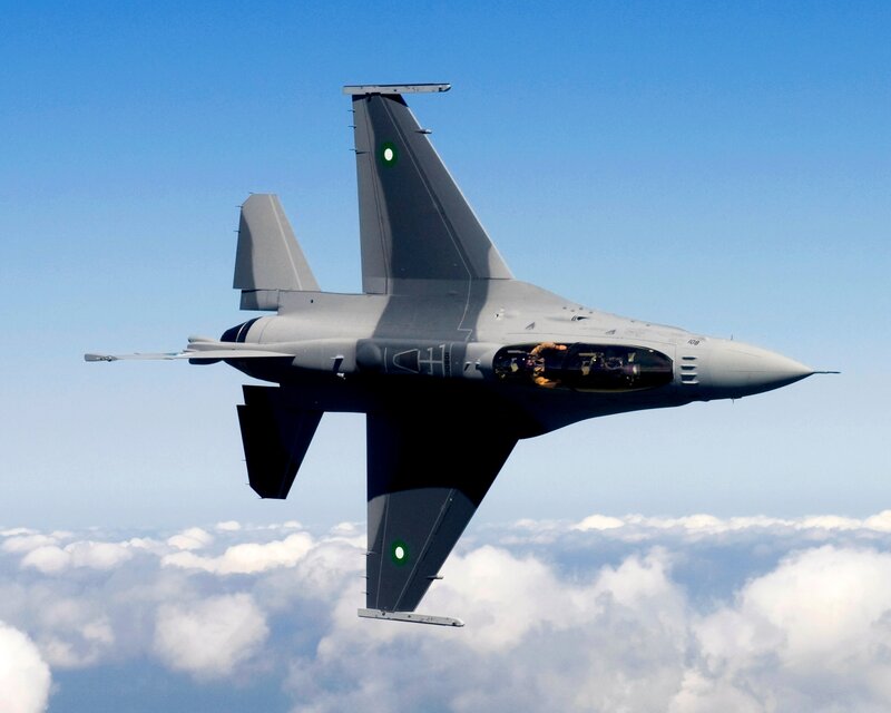 Gray Fighter Jet — Serene