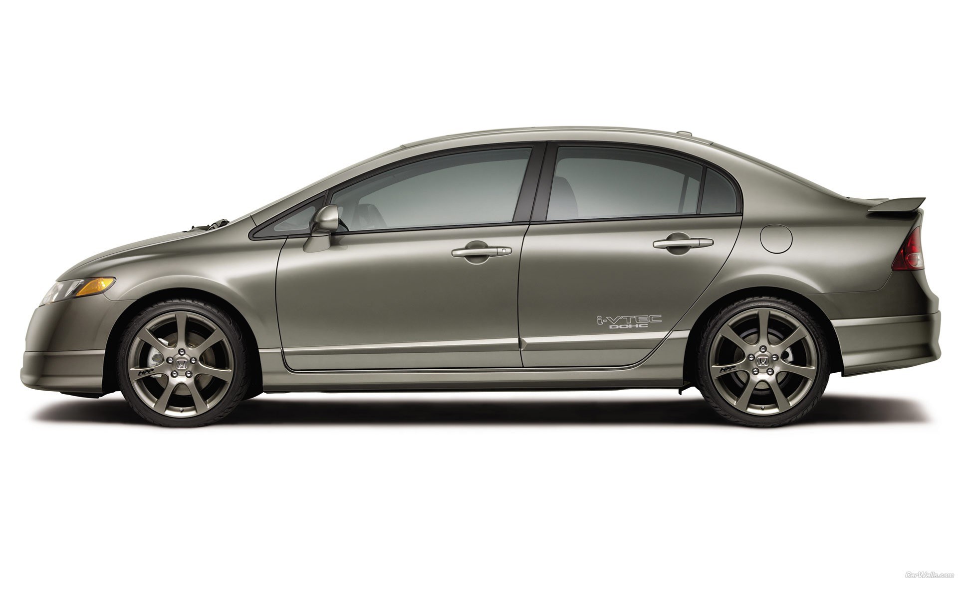 gray honda civic sedan