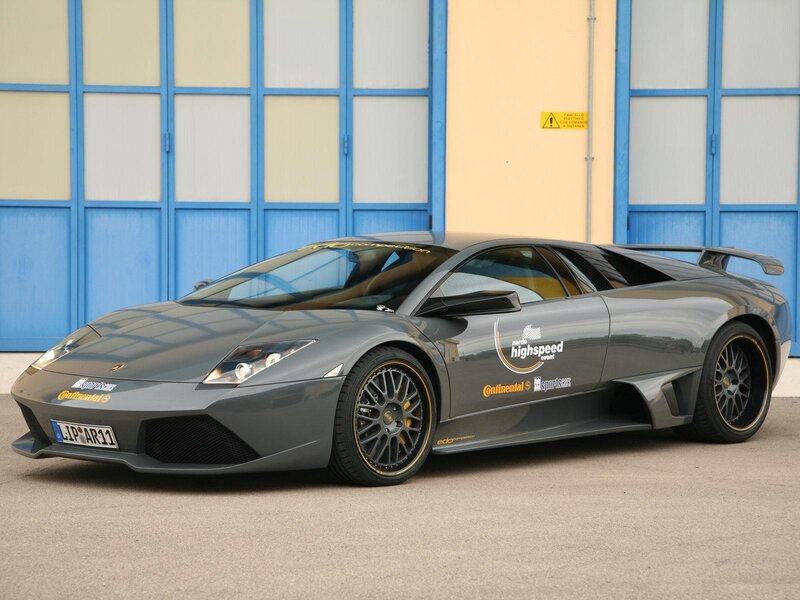 gray lamborghini sports car