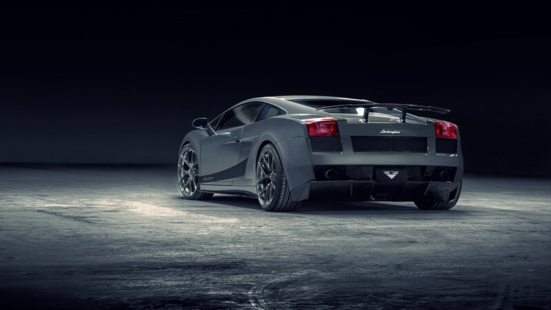 gray lamborghini sports car