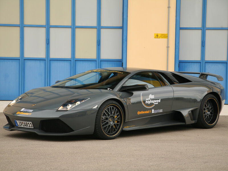Gray Lamborghini sports car