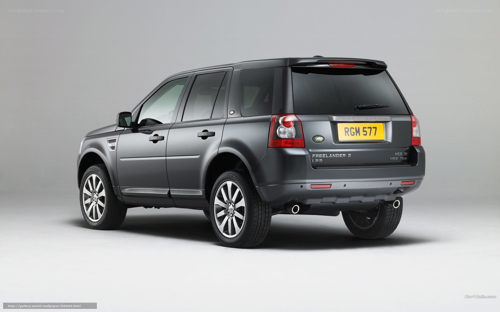 Gray Land Rover Freelander 2