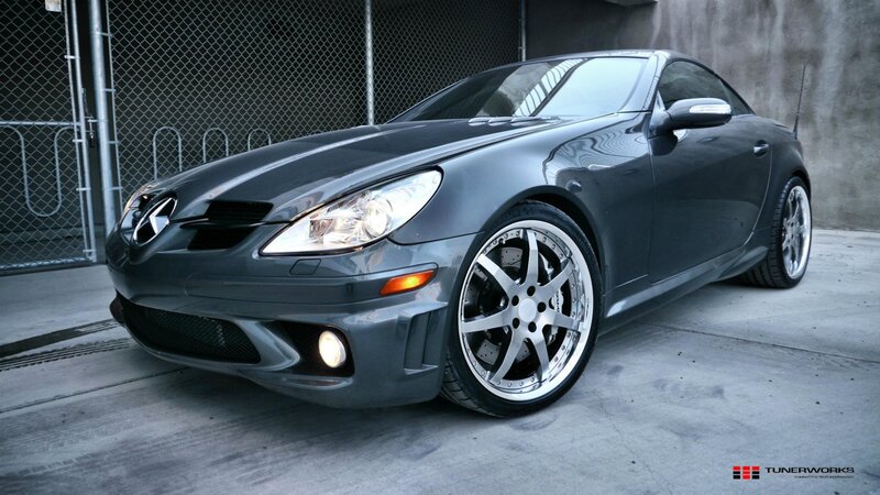 gray mercedes-benz slk parked