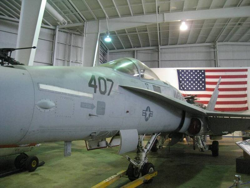 Gray Military Jet Aircraft