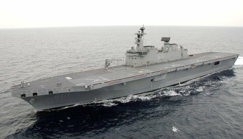 Gray Military Ship — Calm, Photograph