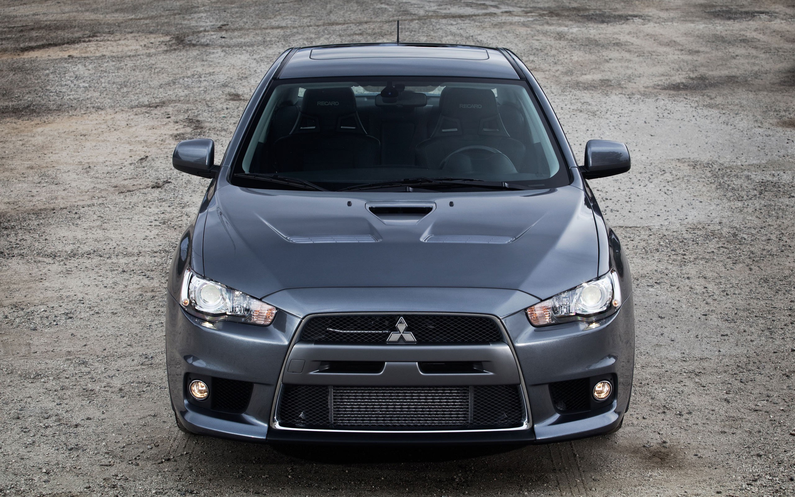 gray mitsubishi lancer evolution