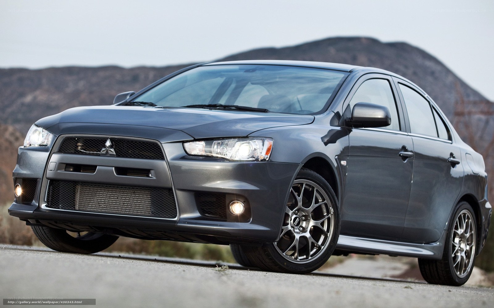 Gray Mitsubishi Lancer