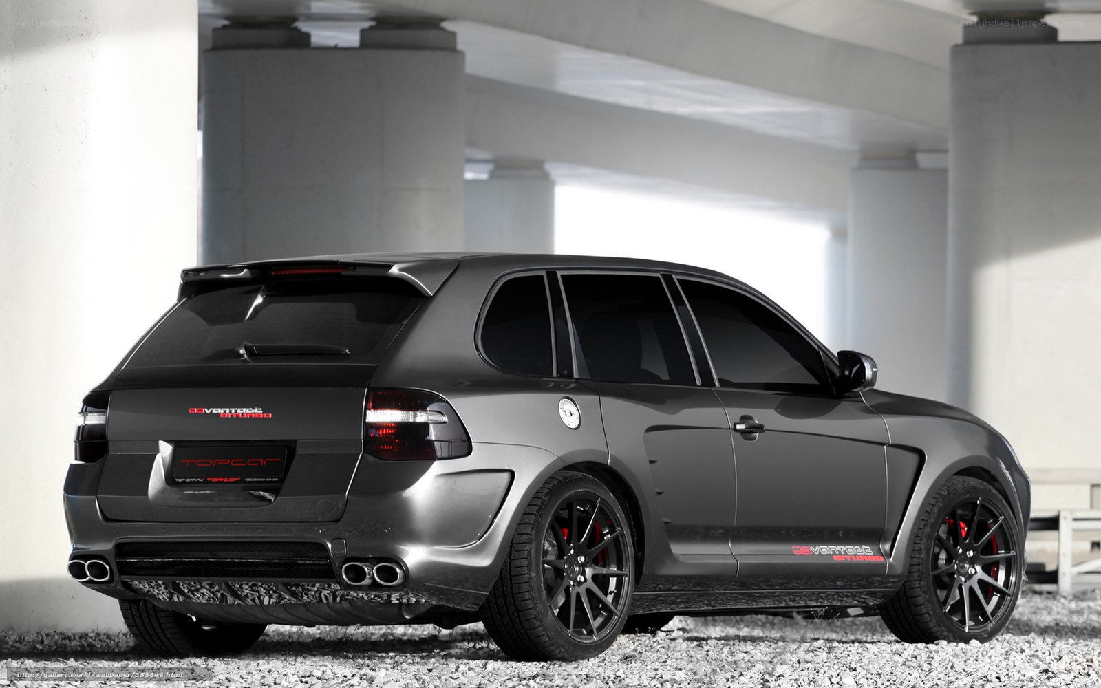 gray modified suv car