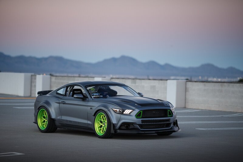 Gray Mustang Car