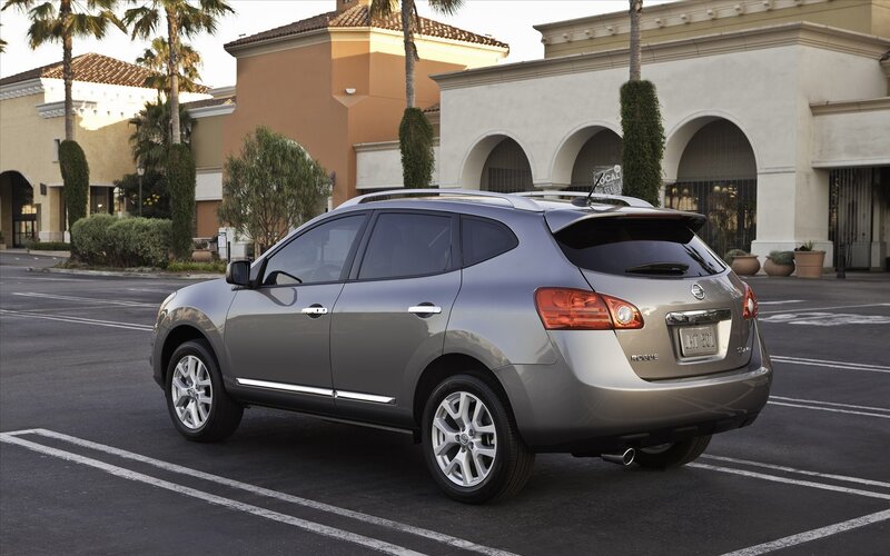 Gray Nissan Rogue in parking lot