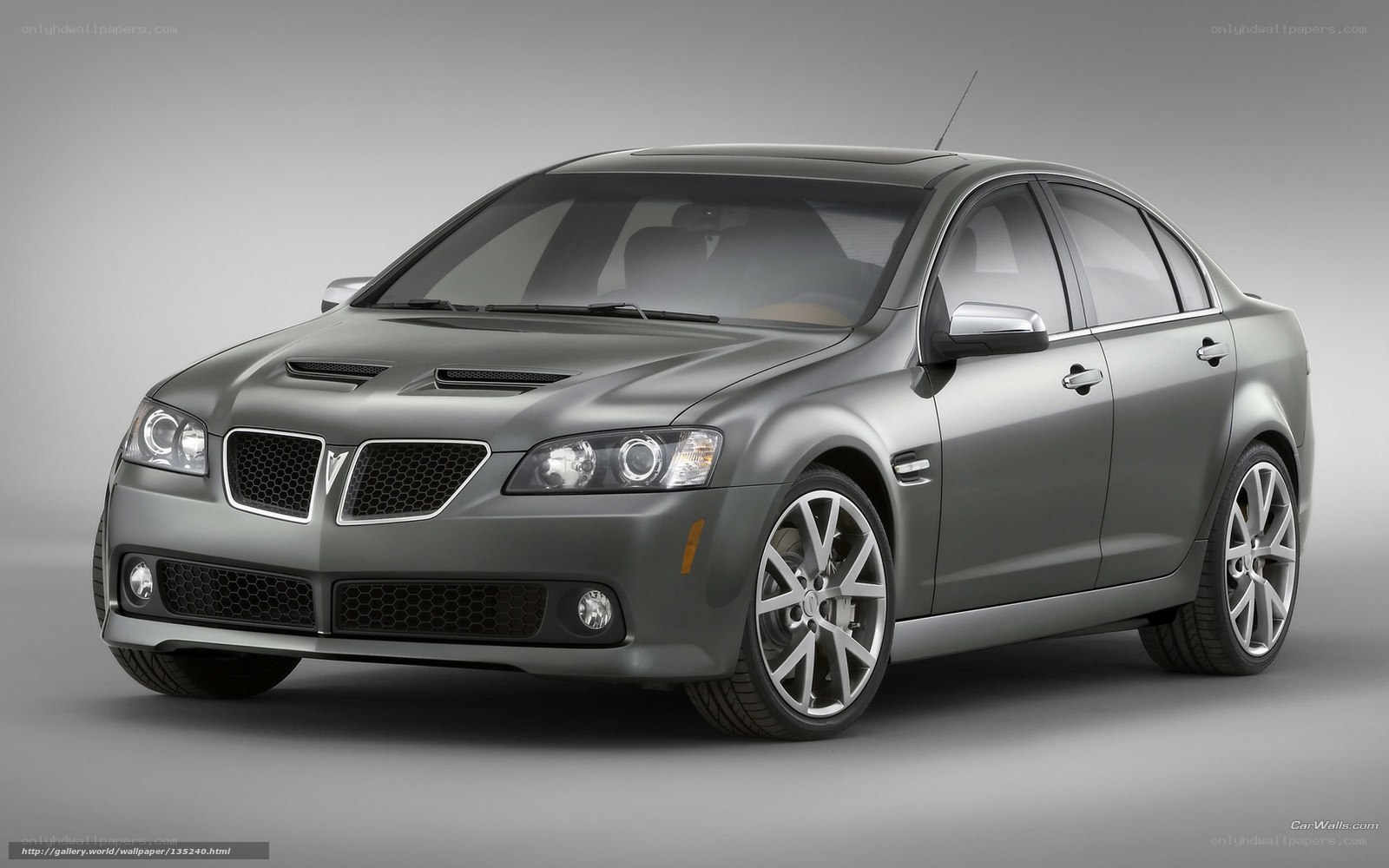 gray pontiac g8 sedan