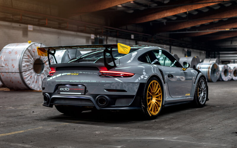 Gray Porsche Gt2 Rs — Dramatic