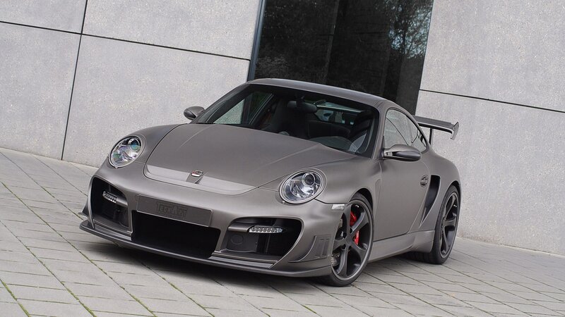 gray porsche sports car