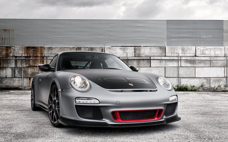 gray porsche sports car