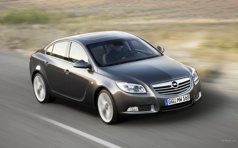 Gray Sedan Car — Dynamic, Afternoon, Photograph, Driver, Road, License Plate, Black