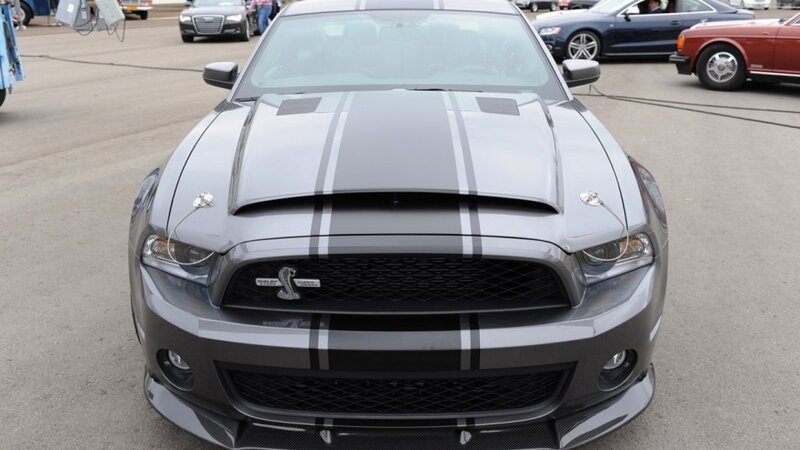 Gray Shelby GT500 — Neutral