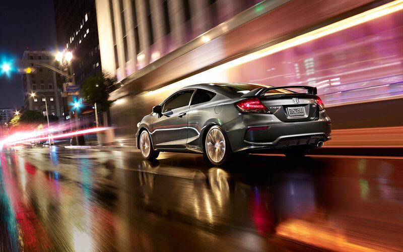 Gray Sports Car — Dynamic, Night