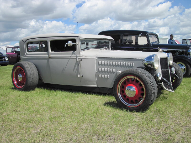 Gray Vintage Car — Outdoor, Afternoon