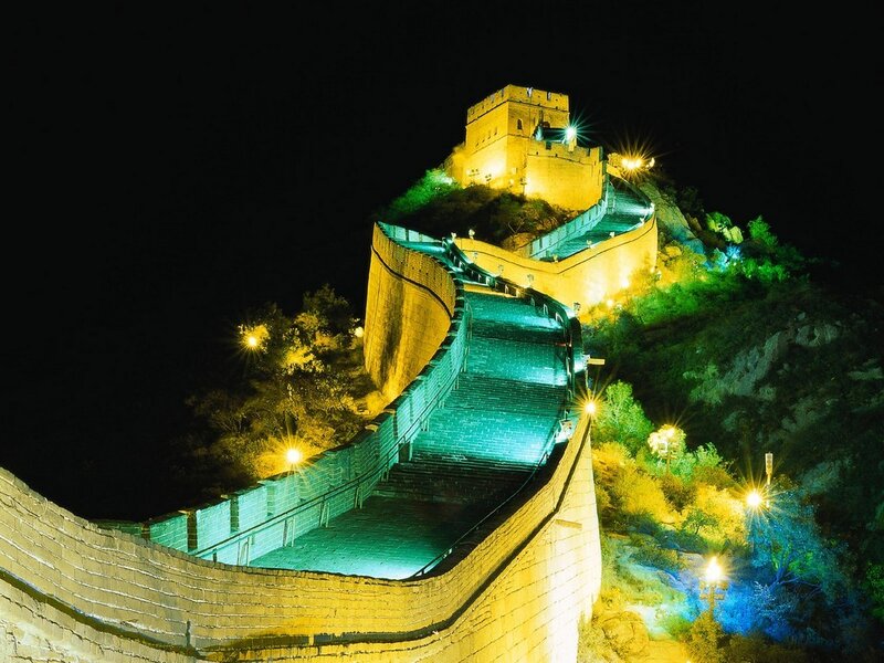 Great Wall at Night — Yellow, Dramatic