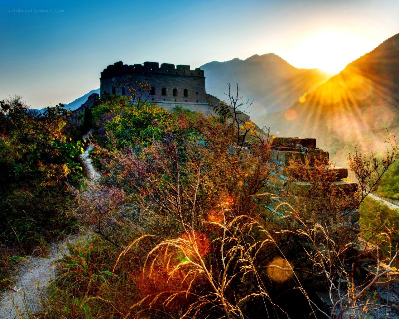 Great Wall at sunrise