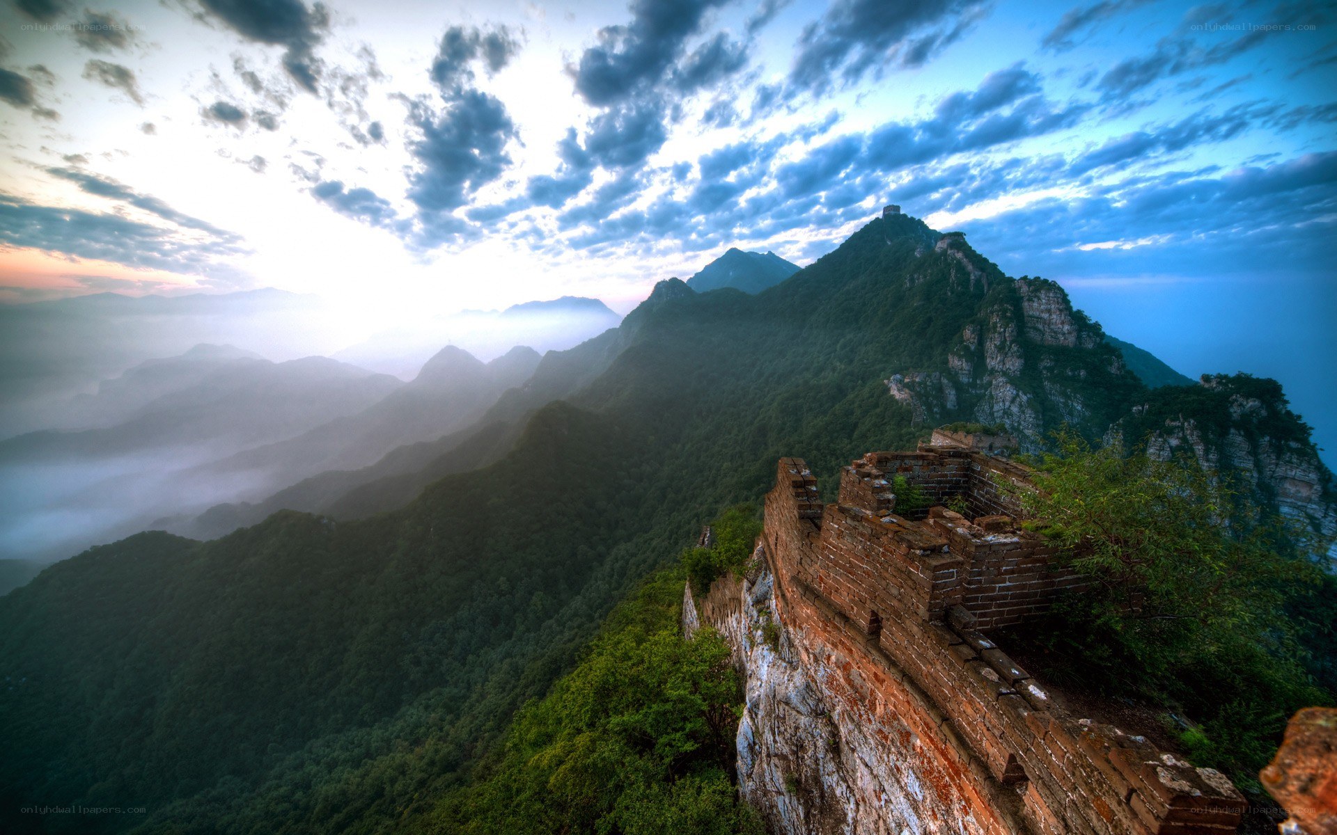 Great Wall at sunrise