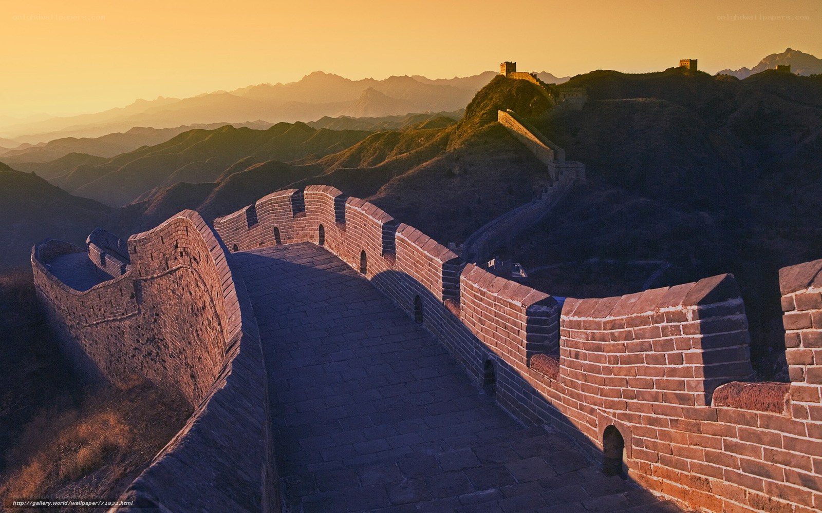 Great Wall at sunrise
