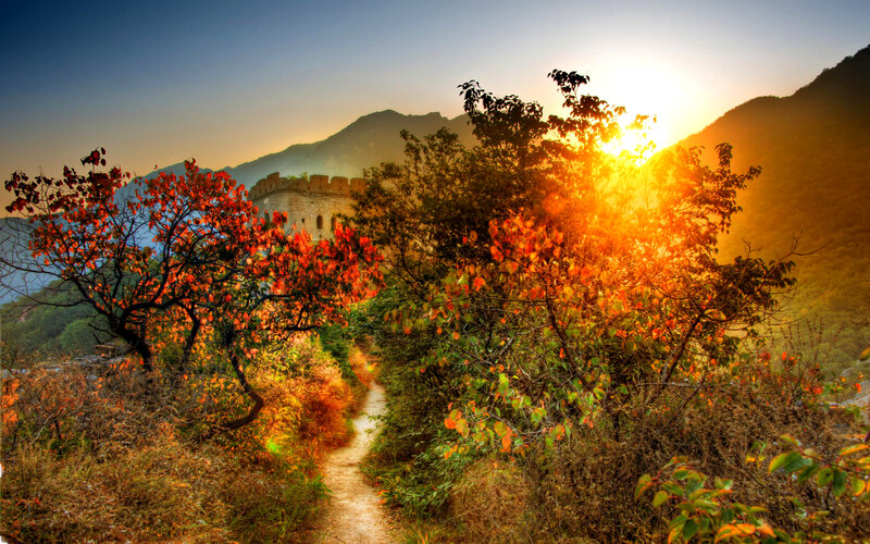Great Wall at Sunset — Orange, Serene