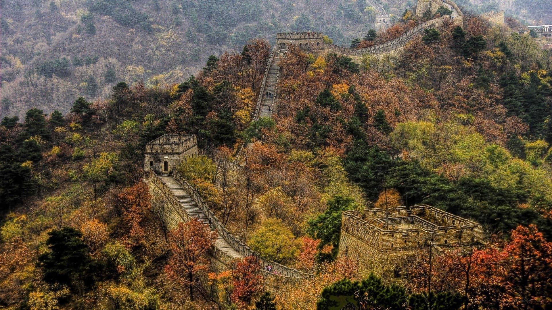 Great Wall in autumn colors