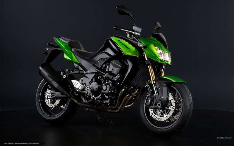 Green and Black Motorcycle — Dramatic, Photograph, Headlight