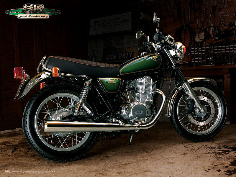Green and Black Motorcycle — Dramatic, Photograph