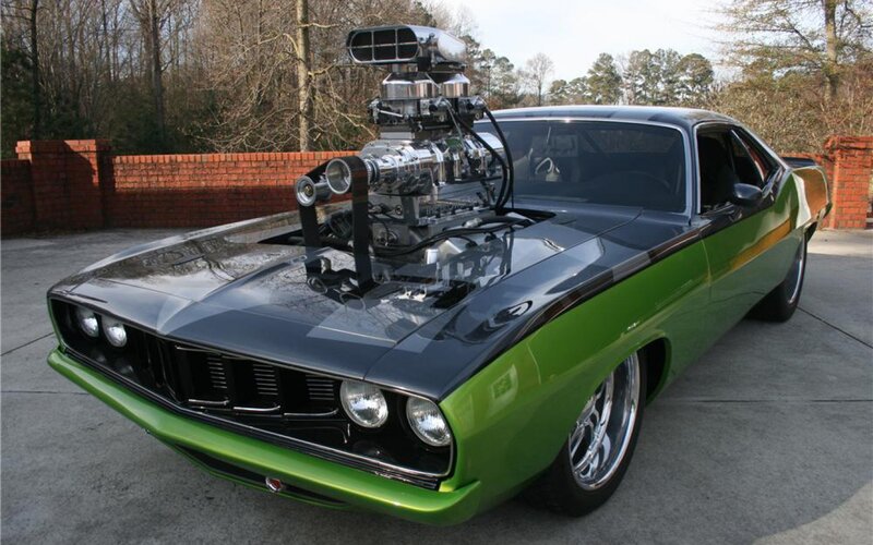 Green and Black Muscle Car — Dramatic, Afternoon