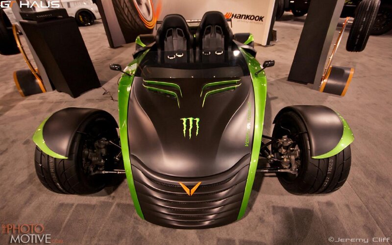 Green and Black Race Car — Showroom