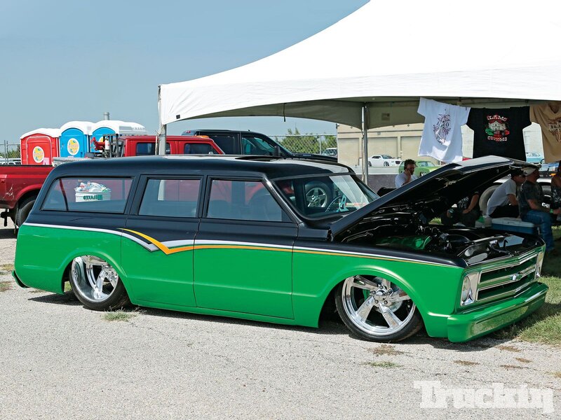 Green and Black Station Wagon — Outdoor