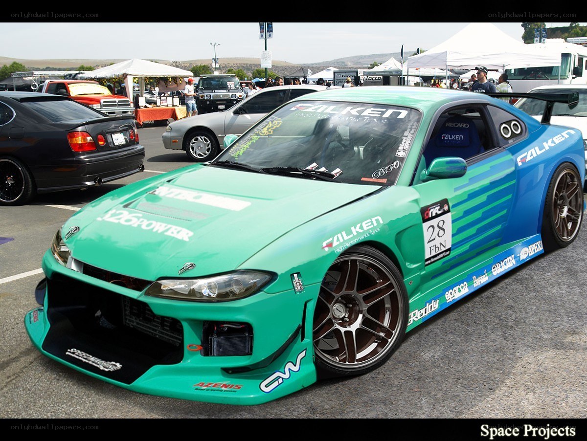 green and blue drift car