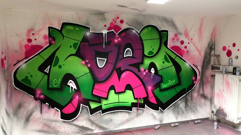 Green and Pink Graffiti