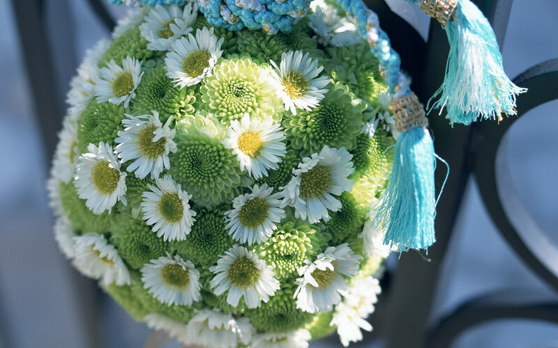 Green and White Flower Ball — Calm