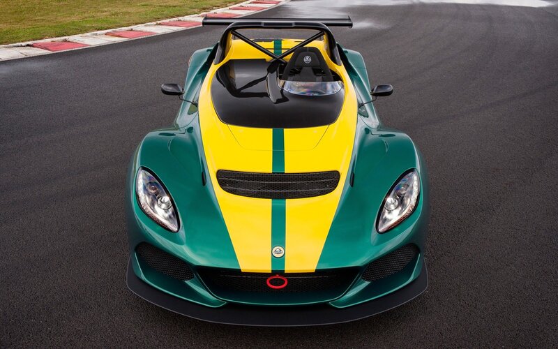 Green and Yellow Race Car — Dynamic, Photograph