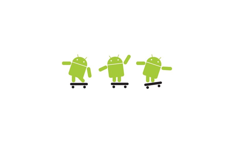 Green Android Robots — Playful