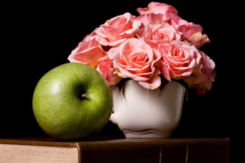 Green Apple and Roses