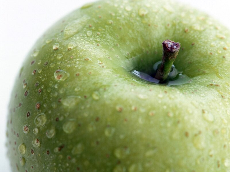 Green Apple with Water Droplets — Fresh, Photograph, Stem, Water Droplets
