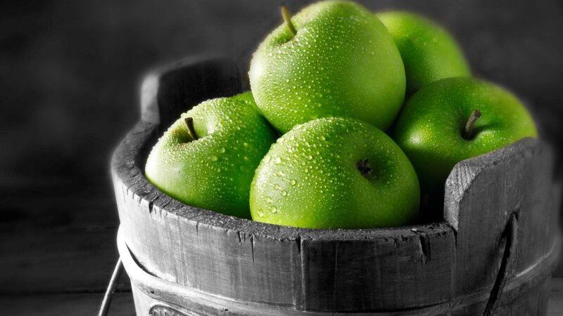 Green Apples in Basket — Dramatic
